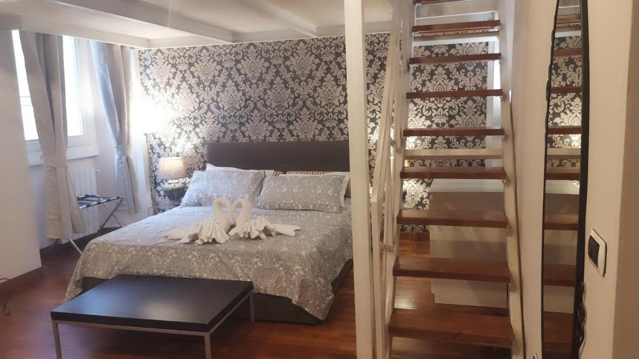 Casa Tiffany Piazza Di Spagna Рим Екстер'єр фото